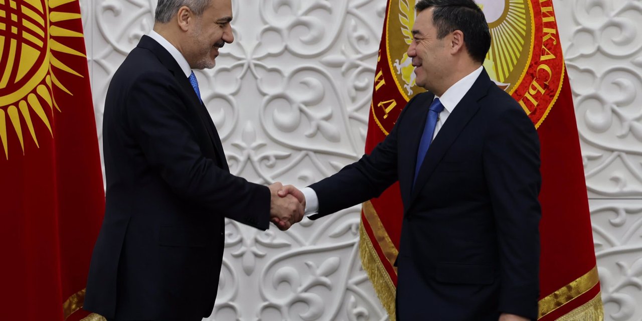 Fidan, Kırgızistan Cumhurbaşkanı İle Görüştü