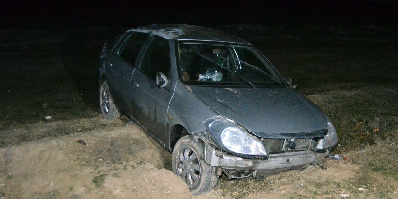 Hasta Ziyaretinden Dönenlerin İçerisinde Bulunduğu Otomobil Takla Attı: 3 Yaralı