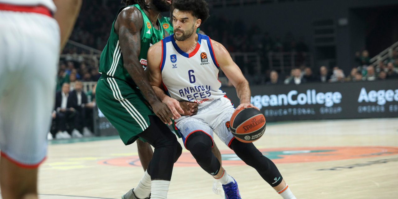 Panathinaikos - Anadolu Efes: 83-76