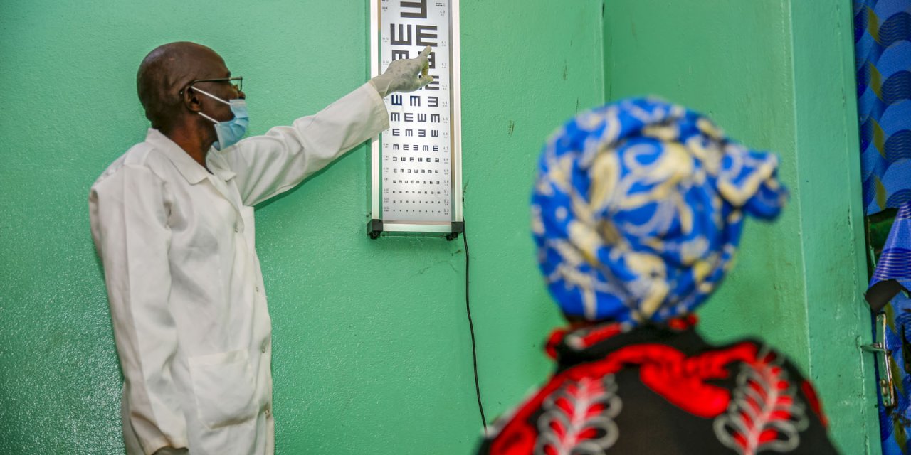 İhh: 5 Ülkede 7 Bin 427 Katarakt Ameliyatı Gerçekleştirildi