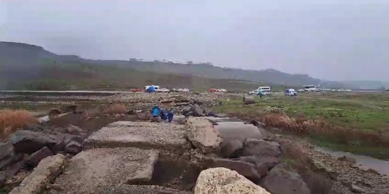 Kayıp Çiftçinin, Telefonunun Ardından Bugün De Nehirde Şalvarı Bulundu