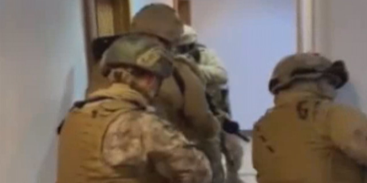 Kırmızı Bültenle Aranan 10 Kişi 'Kafes-30' Operasyonuyla İstanbul'da Yakalandı