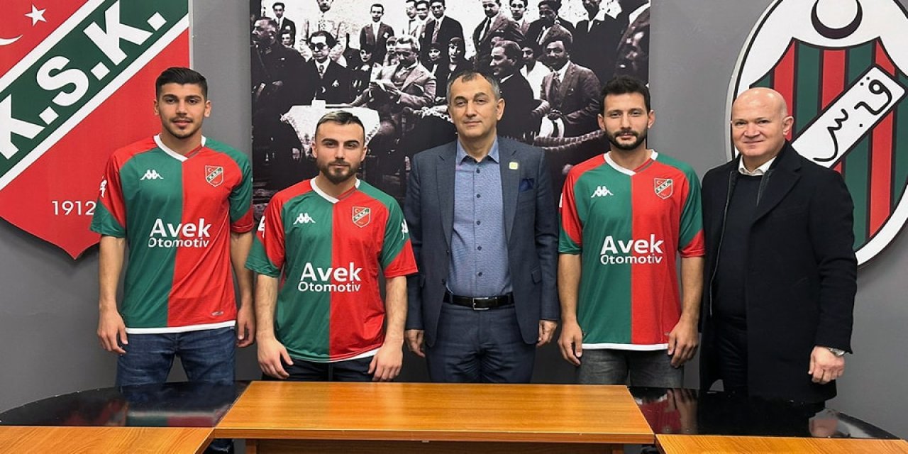 Karşıyaka 10'u Buldu, Şeref Ve Erdem De İmzayı Attı