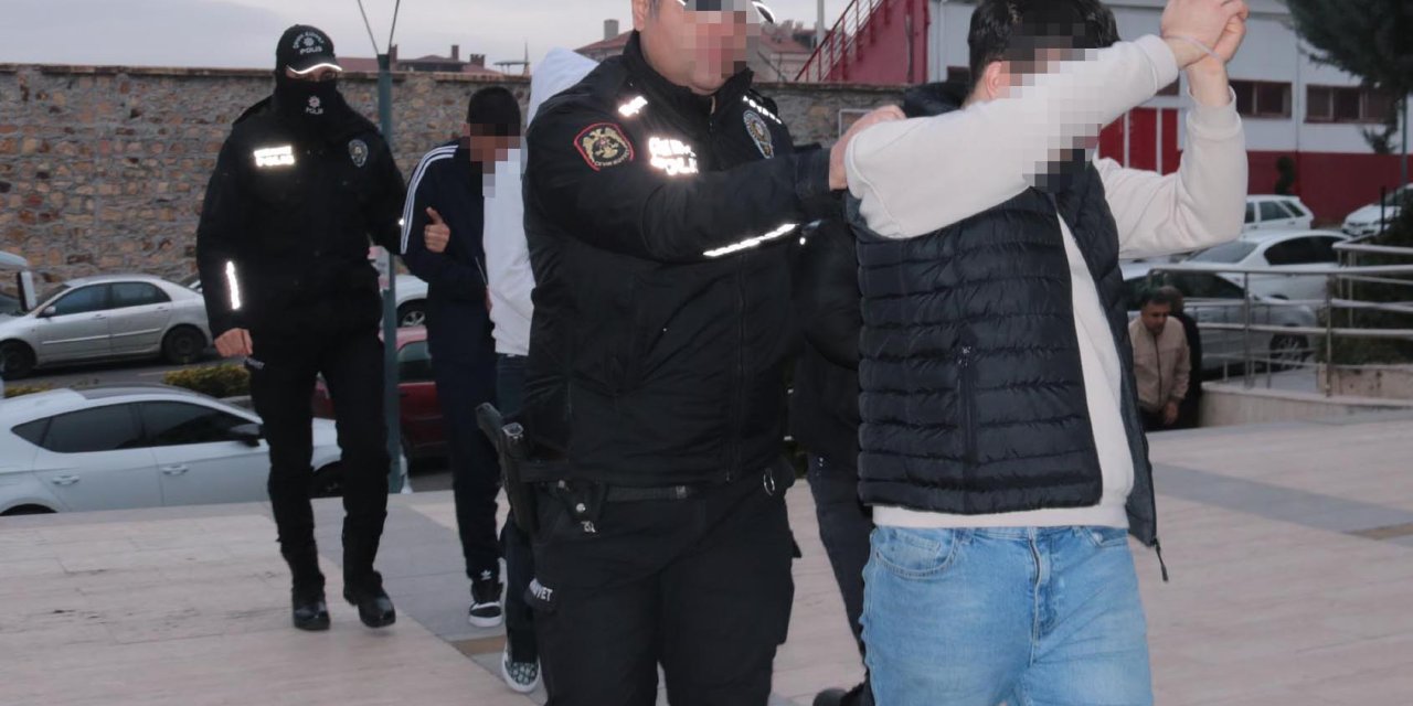 Nevşehir Merkezli Dolandırıcılık Operasyonunda, 19 Şüpheli Adliyede