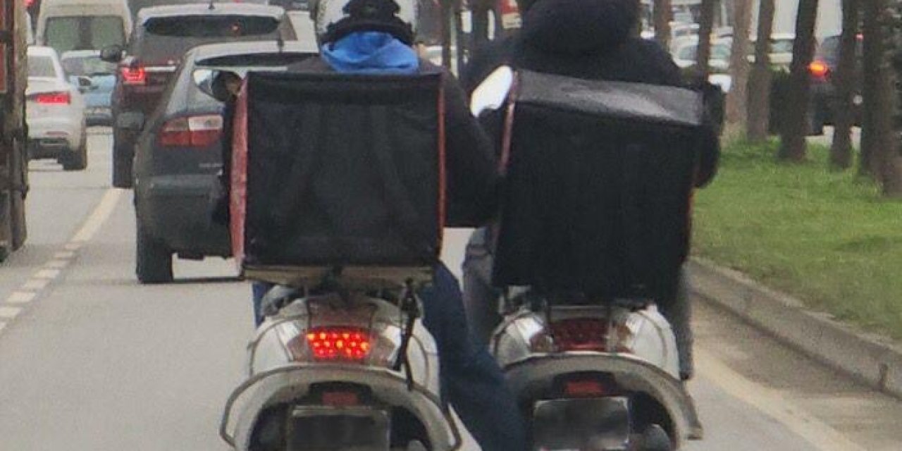 Aynı Şeritte Yan Yana Giden 2 Motosikletliye 2 Bin 886’şar Lira Ceza