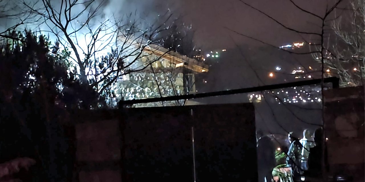Sapanca'da, Tek Katlı Evde Çıkan Yangın Söndürüldü