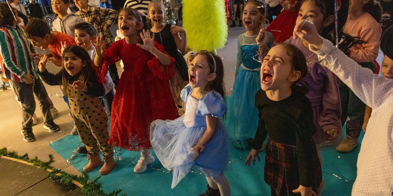 Akkuyu Ngs Sahasında Çocuklar Yeni Yılı Karşıladı