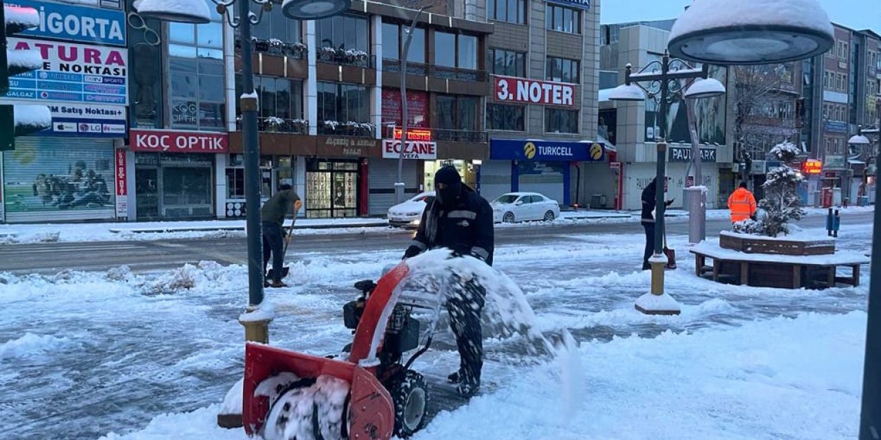 Van Ve Bitlis'te 900 Yerleşim Yerinin Yol Ulaşıma Kapandı (2)