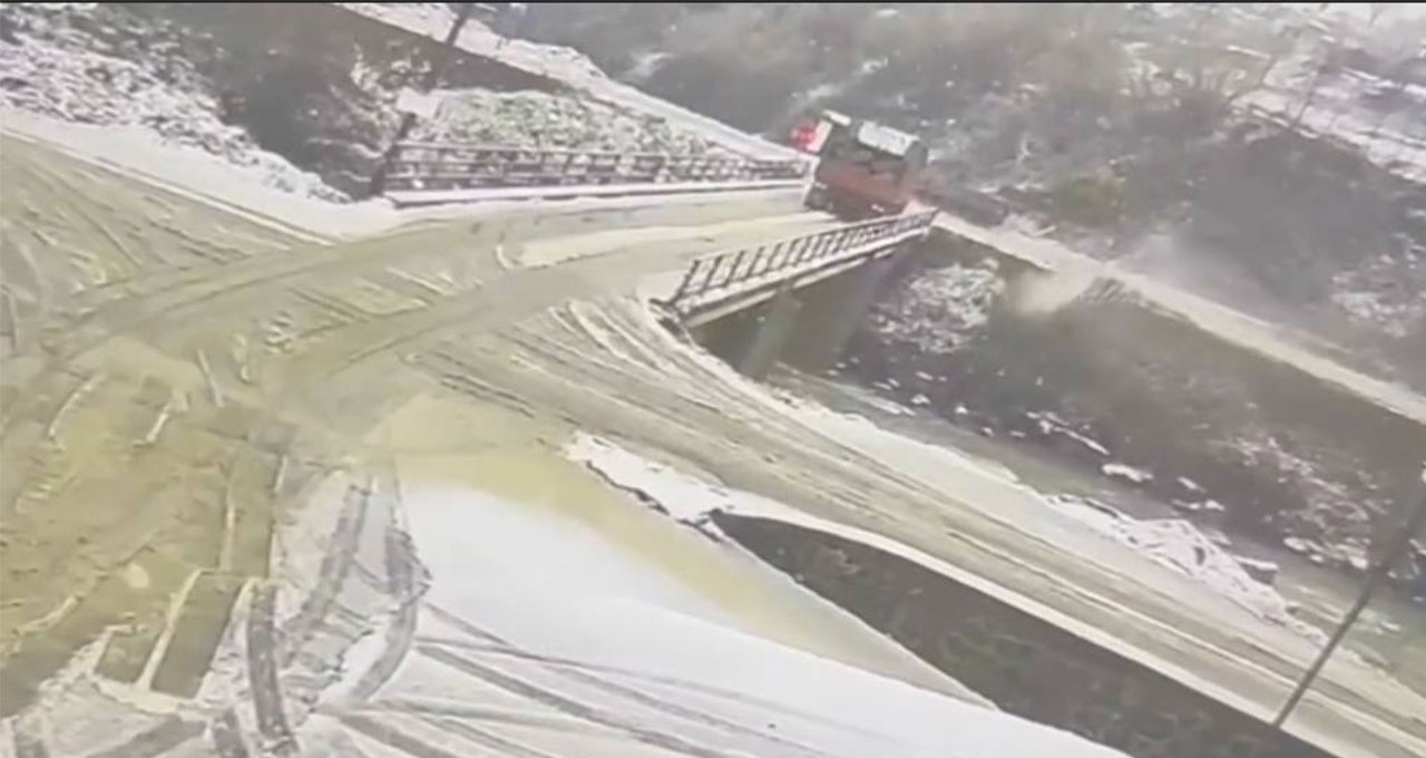 Of'ta dereye yuvarlanan otomobilin sürücüsü yaralandı