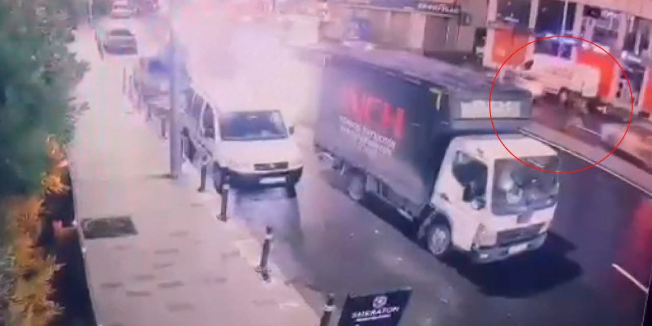 Beyoğlu'nda Uyuşturucu Satıcısı Kaçtı Polis Kovaladı