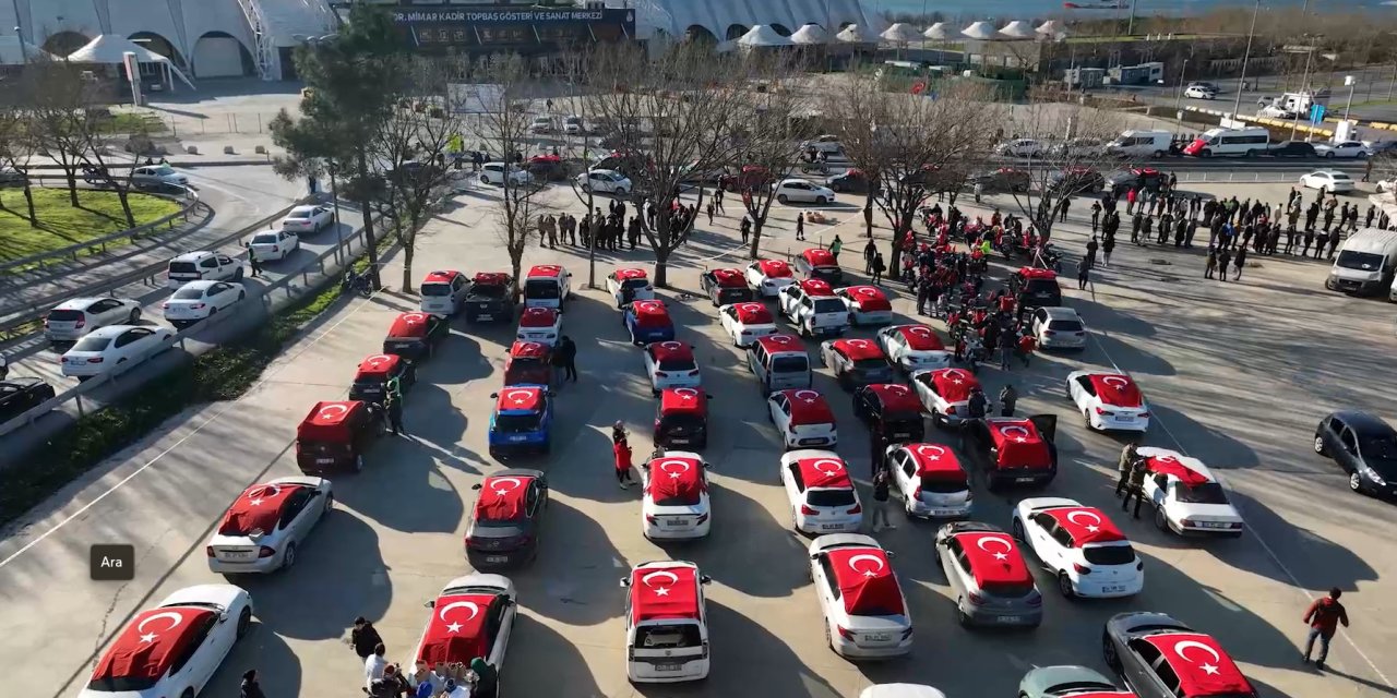 Yenikapı’da Martı Çalışanları Ve Sürücüleri Toplandı: Terör Lanetlendi, Şehitler Anıldı