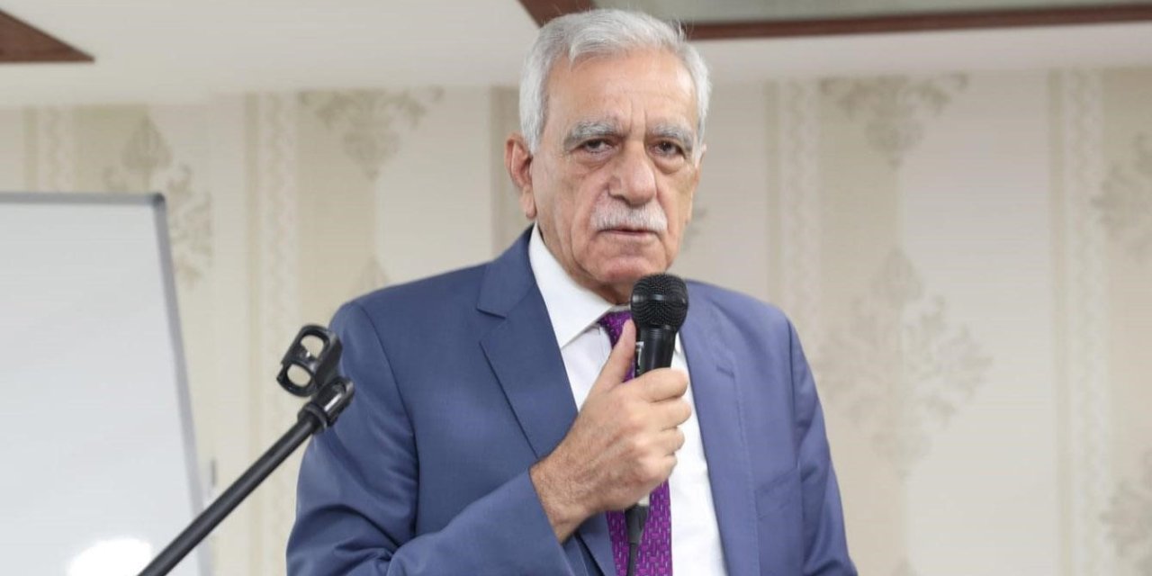 Ahmet Türk, Adaylıktan Ve Aktif Siyasetten Çekildiğini Açıkladı