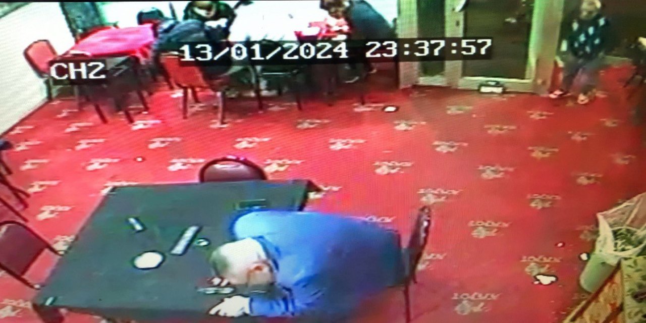 Esenyurt'ta Bir Gecede 3 Kahvehaneye Silahlı Saldırı