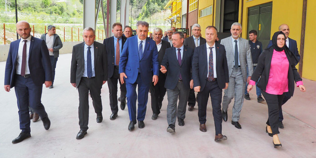 Yazıcı, ÇAYKUR’un Yeni Fabrikasında İncelemede Bulundu