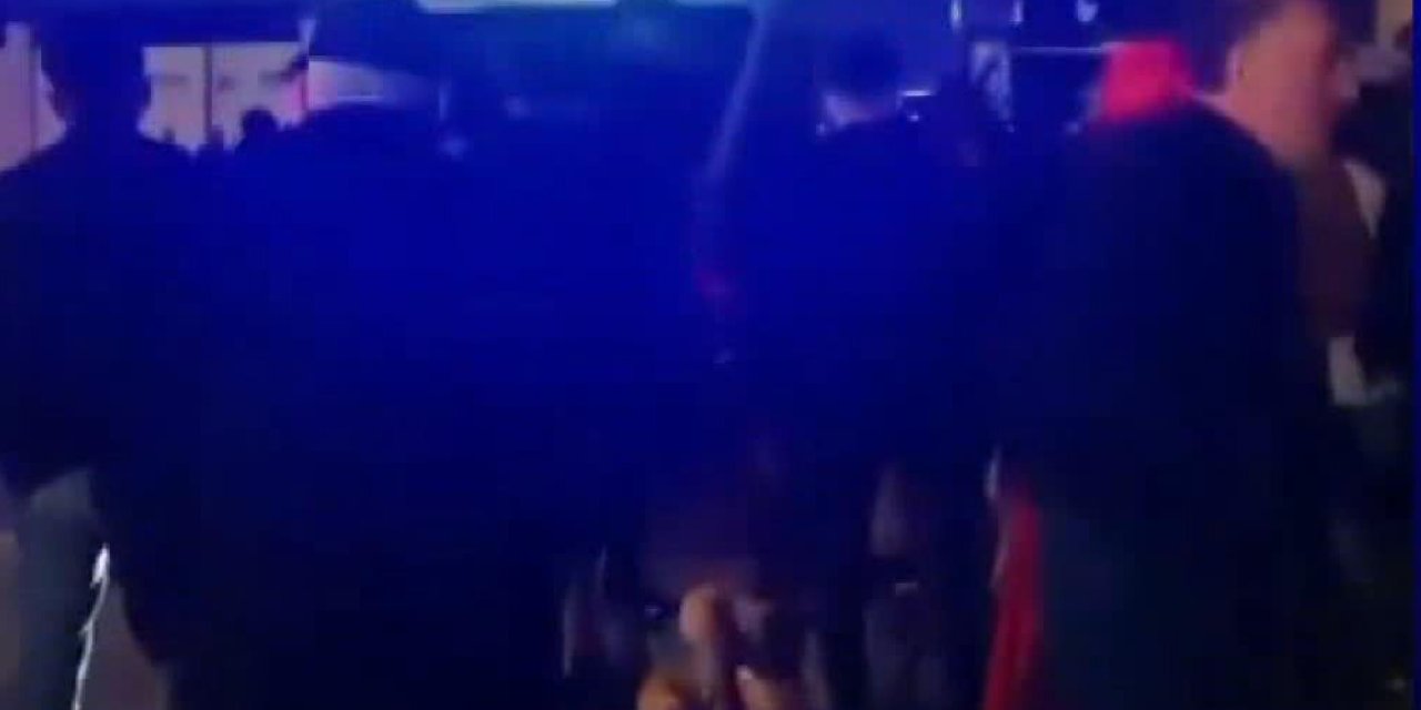 (Ek Foto İle Yeniden)sultanbeyli'de Düğünde Eski Sevgili Dehşeti: 1 Ölü 1 Yaralı