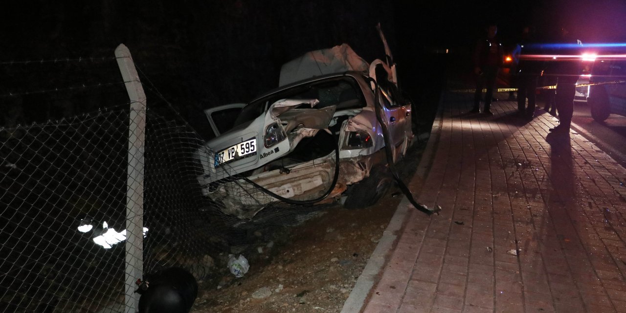 Alkollü Sürücü Kaza Yaptı: 2 Kişi Öldü, Yaralı Kadın Karnındaki Bebeğini Kaybetti