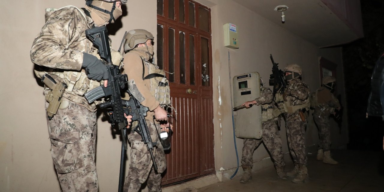 Mersin'de Deaş'a Eleman Kazandıran 7 Şüpheli Yakalandı