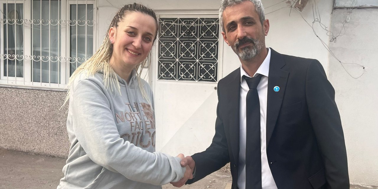 Bursalı Belediye Başkan Adayı Çift, Aynı Parti Çatısı Altında Farklı İlçeler İçin Mücadele Edecek