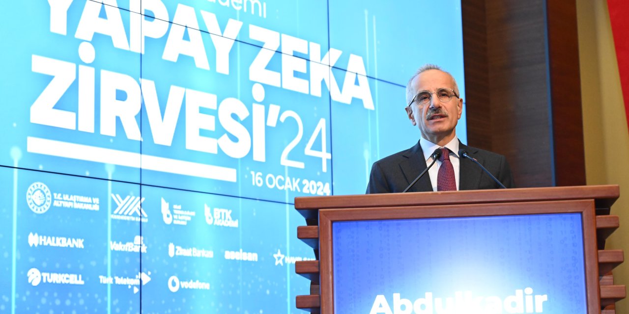 Bakan Uraloğlu: Dünyanın Yakıtı Veri, Motoru Yapay Zeka Olacak