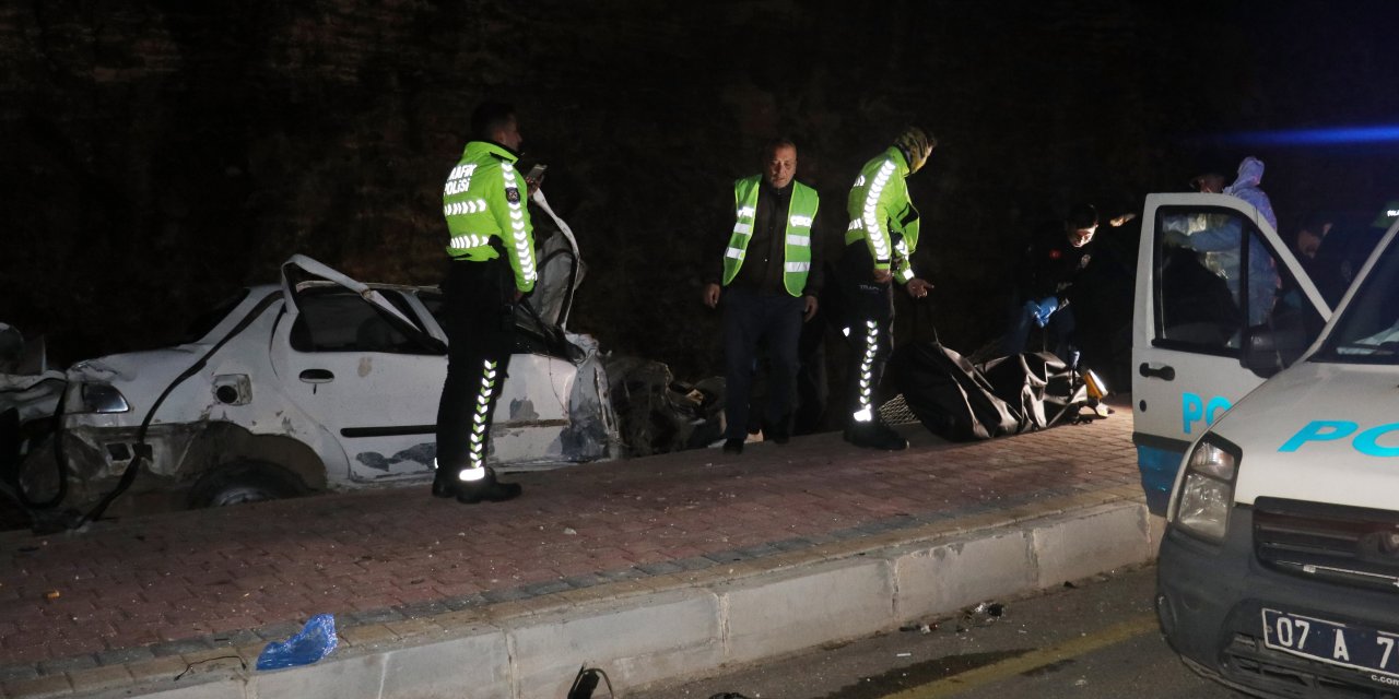 Alkollü Sürücünün Neden Olduğu Kazada, Karnındaki Bebeğini Kaybeden Keziban Da Öldü