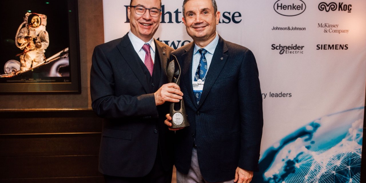 Vitra Karo’ya Davos Zirvesi’nde Ödül