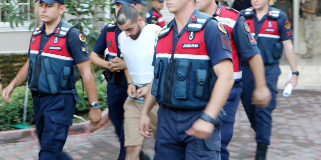 Dövizciyi Boğazını Kesip Öldüren Sanığa Ağırlaştırılmış Müebbet