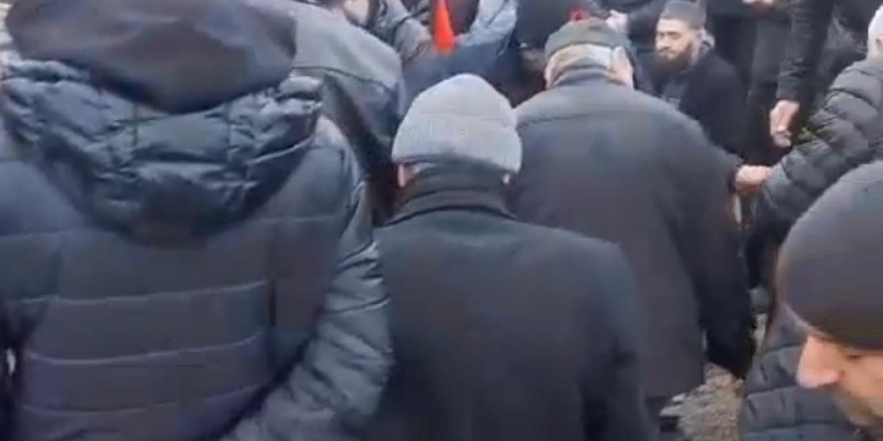 Sac Büküm Makinesine Sıkışarak Ölen Arda Tonbul'un Cenazesi Toprağa Verildi