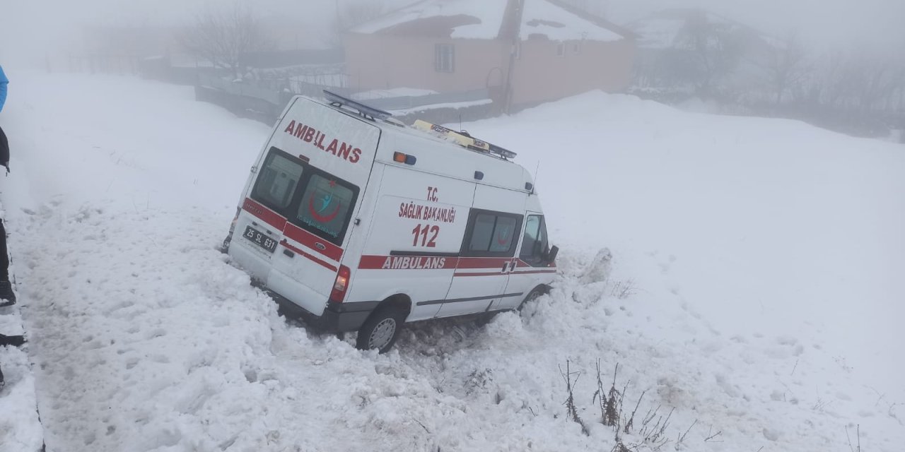 Bingöl'de Ambulans Şarampole Düştü: 6 Yaralı