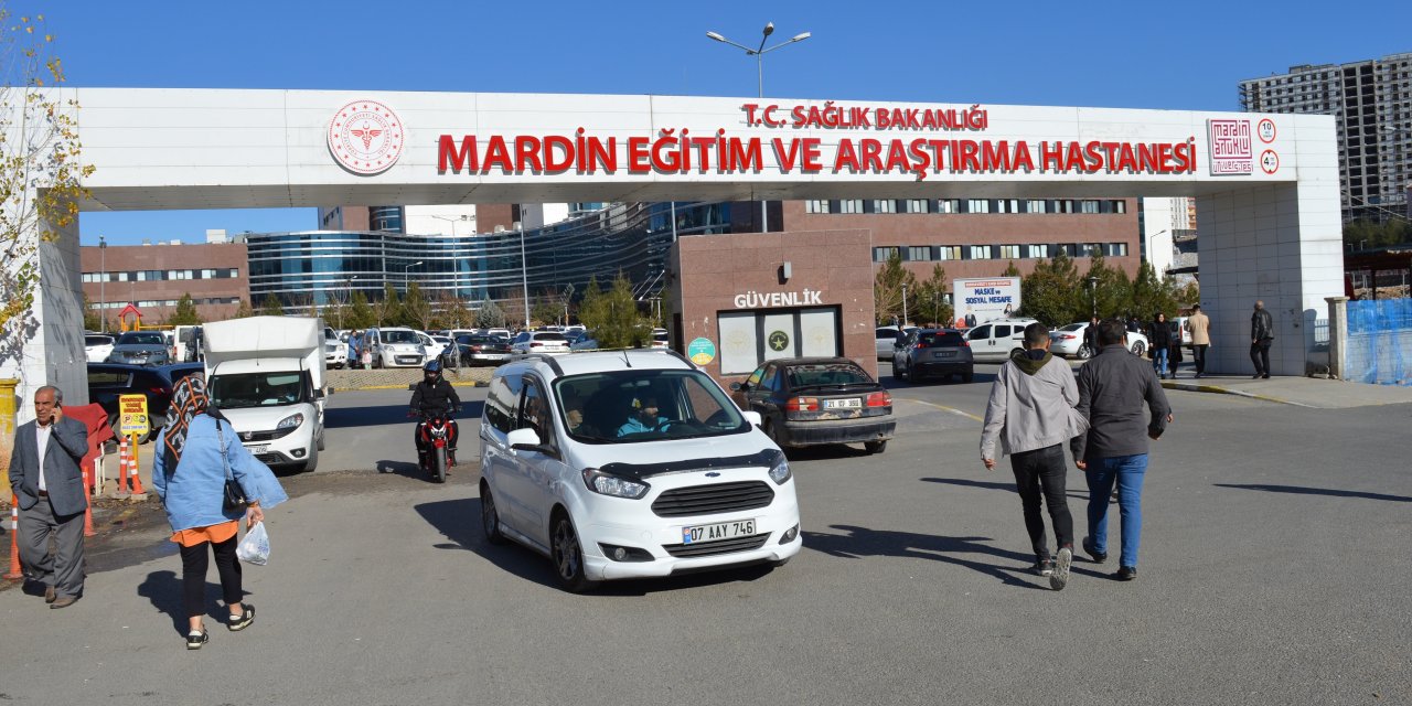 Yolun Karşısına Geçerken Otomobil Çarpan Yaya Hayatını Kaybetti