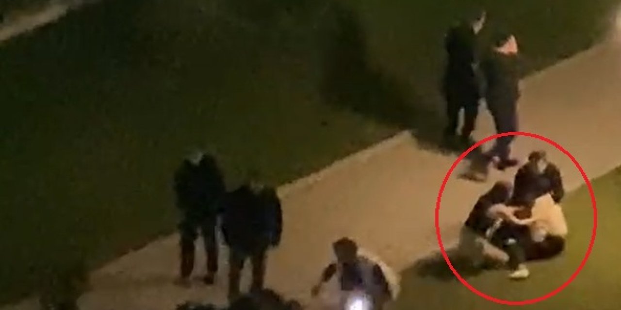 Şarkıcı Esra Akman, 11'inci Kattan Düşen Kardeşi Özlem'in Başında Sinir Krizi Geçirmiş