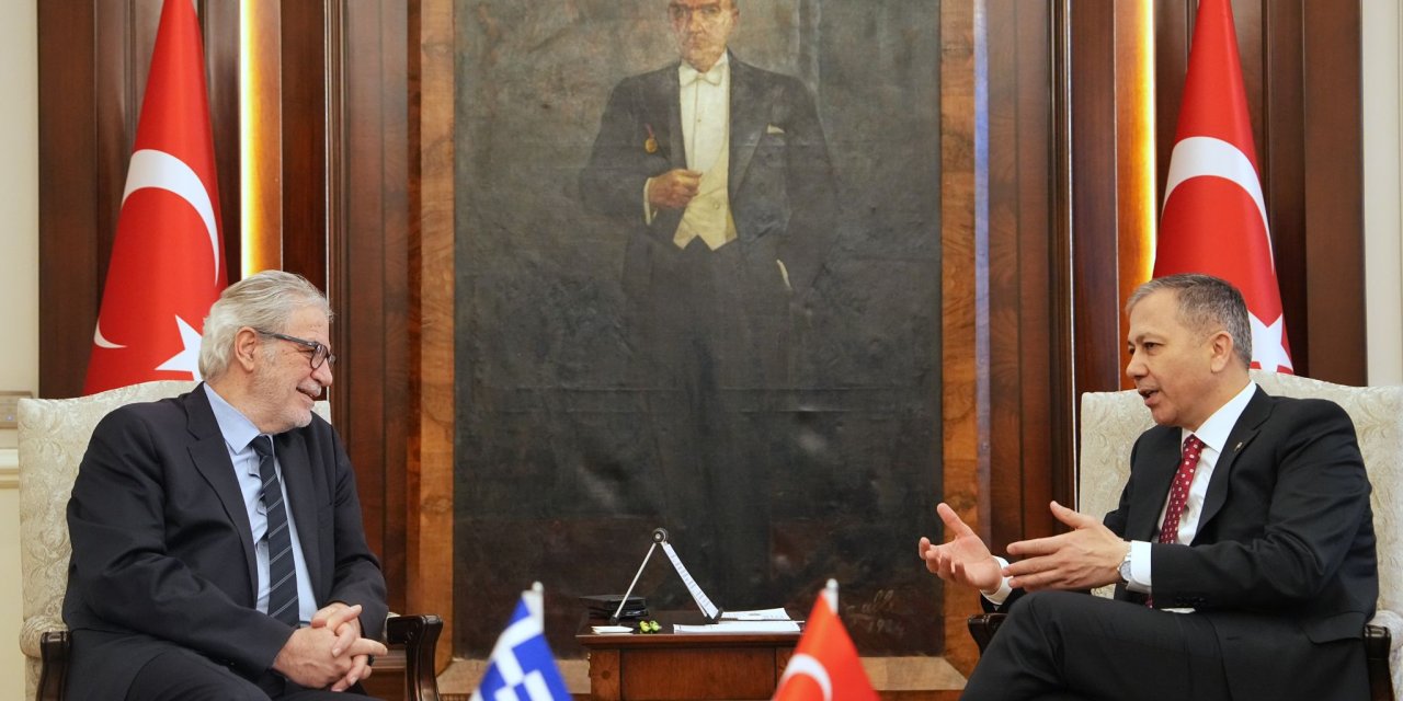 Bakan Yerlikaya, Yunanistan Denizcilik Ve Ada Politikaları Bakanı Stylianides İle Görüştü