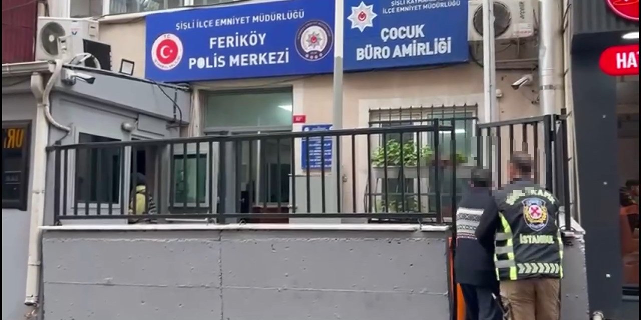 Şişli Ve Beşiktaş'ta Değnekçilik Yapan 3 Kişi Suçüstü Yakalandı