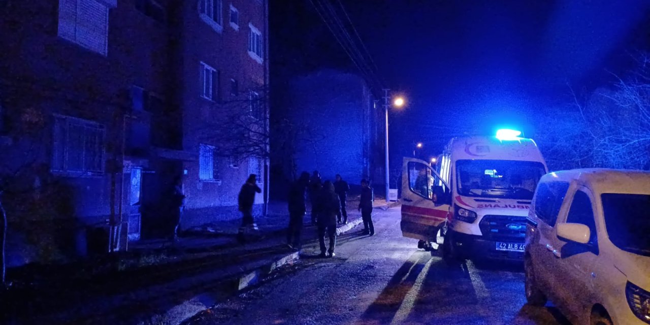 Emekli Polis Evinde Ölü Bulundu