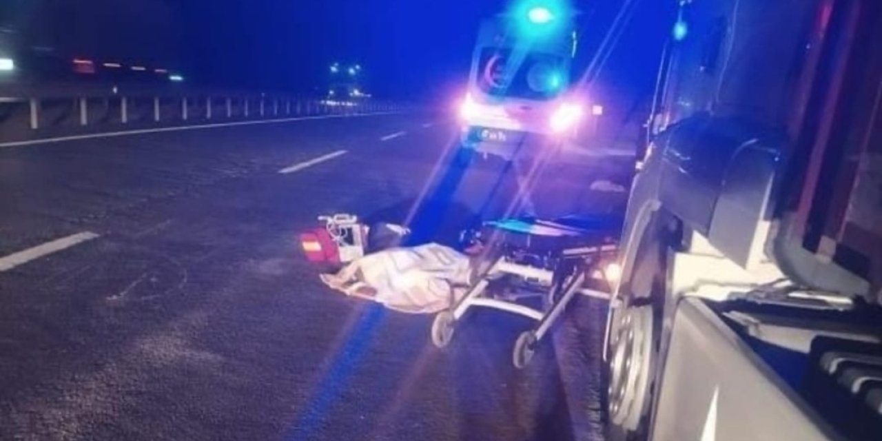 Şanlıurfa'da Otomobilin Çarpıp Kaçtığı Kazada Baba Ve Oğlu Öldü