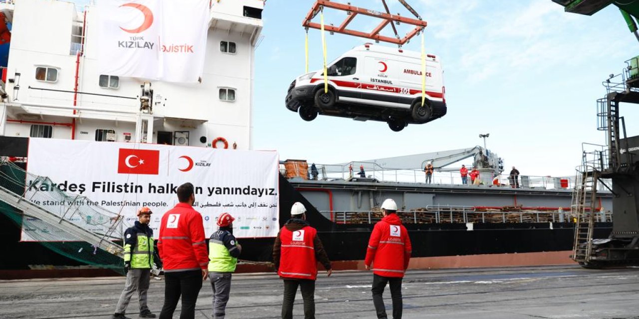 Türk Kızılay'ın Yardım Gemisi Gazze'ye Doğru Yola Çıktı