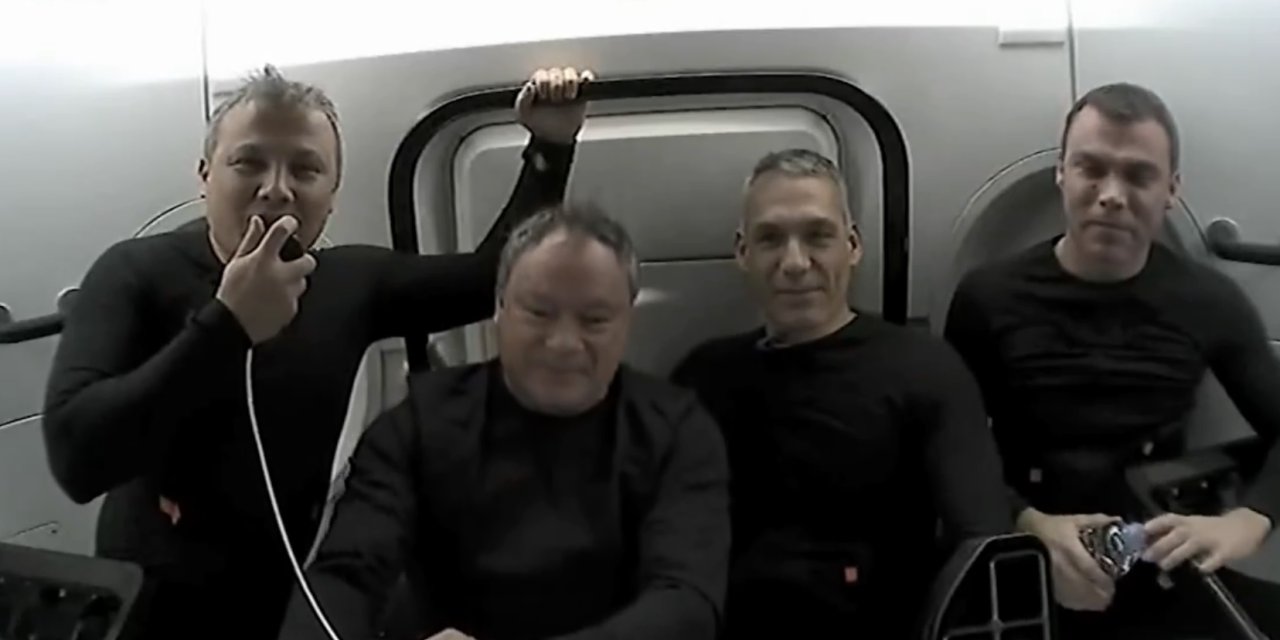 Türkiye'nin İlk Uzay Yolcusu Gezeravcı'nın Uzaydaki İlk Sözü: 'İstikbal Göklerdedir' Oldu