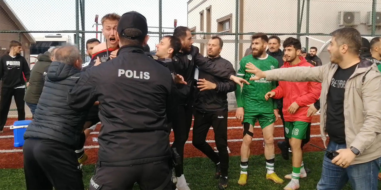 Rize'de BAL Ligi terfi maçında sahaya yakışmayan görüntüler