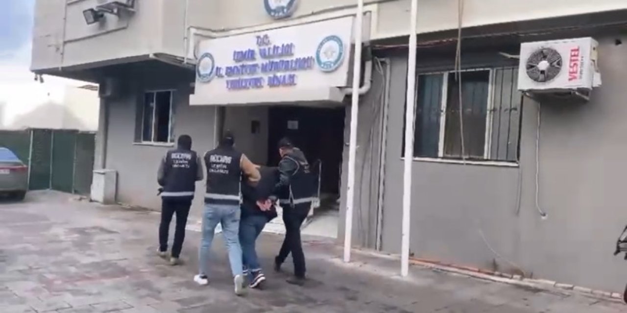 Kırmızı Bültenle Aranan Şüpheli, İzmir'de Yakalandı