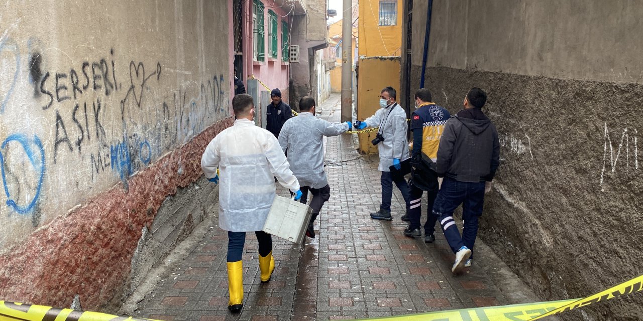Diyarbakır'da Evde Yangın: 1 Ölü
