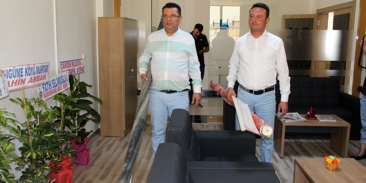 Chp'li Eski Vekil, 'İşyeri Dokunulmazlığını İhlal' Suçundan Yargılanıyor