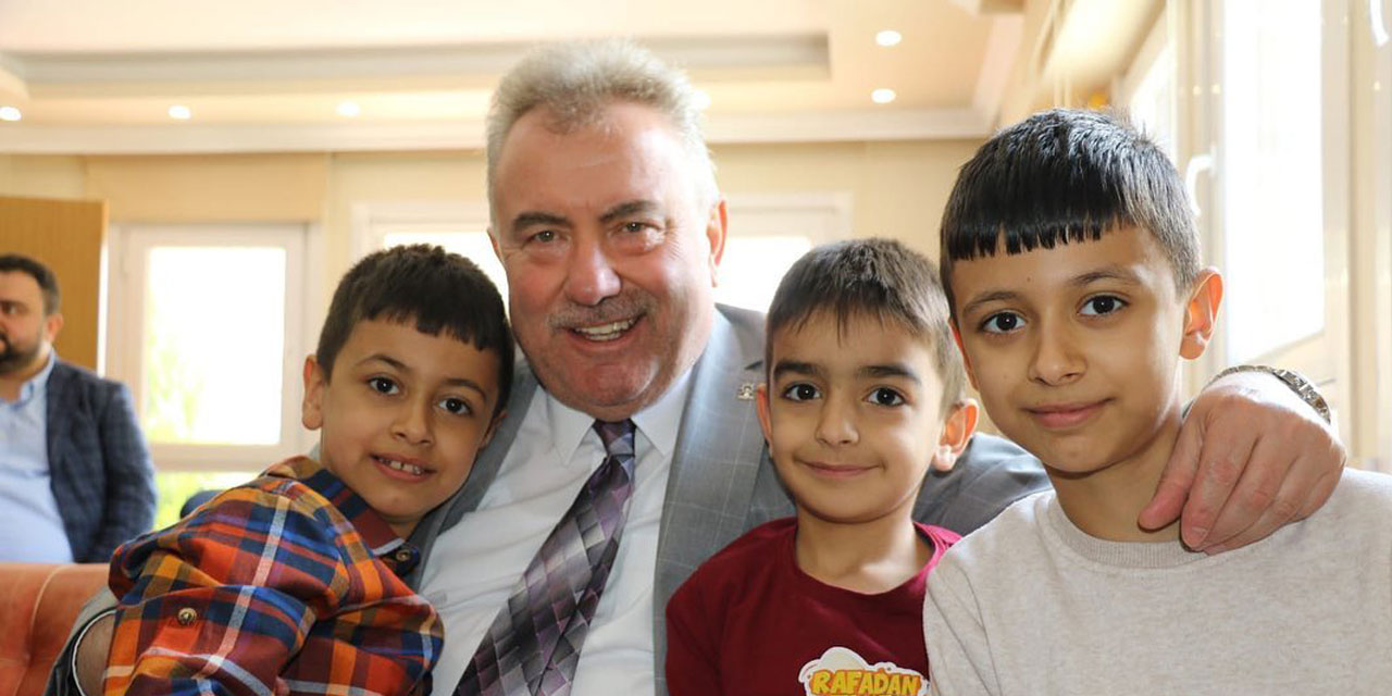 Katmer’den Depremzede Çocuklara Bayram Ziyareti