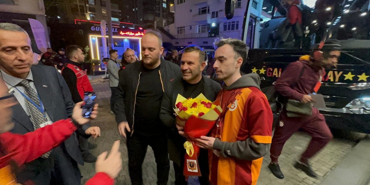 Galatasaray Kafilesi, Trabzon'da