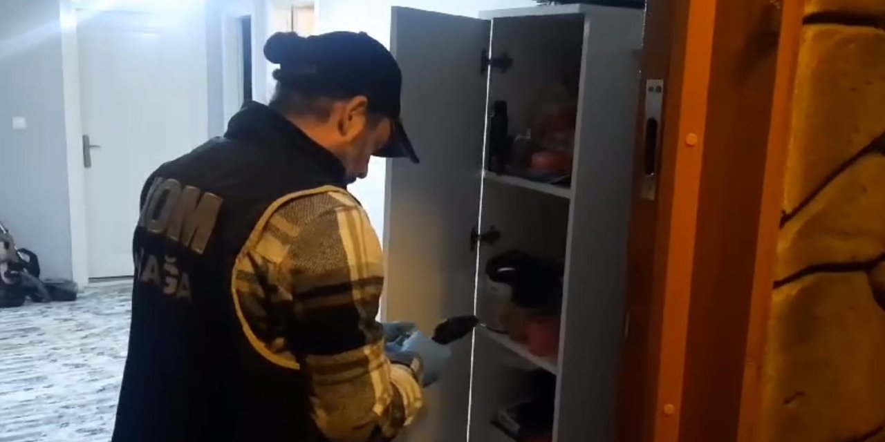 İzmir Merkezli 3 İlde 'Naylon Fatura' Operasyonda Gözaltına Alınan 17 Şüpheli Serbest