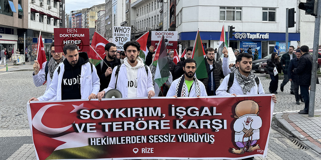 Rize'de doktor adayları Gazze için yürüdü