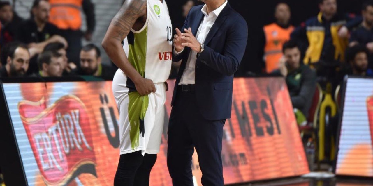 Manisa Baskette Hakan Demir Mağlubiyetle Tanıştı