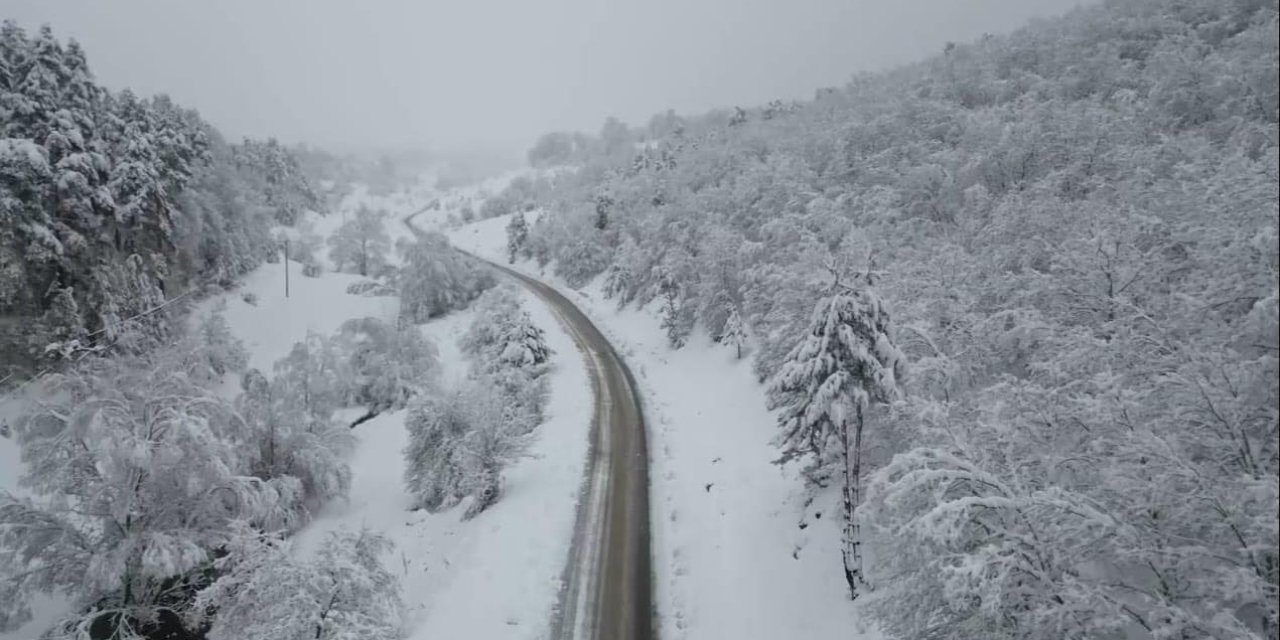 Bilecik’te Kar Yağışı; 24 Köyün Yolu Kapandı