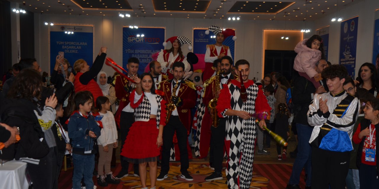 2024 Türkiye Küçükler Ve Yıldızlar Satranç Şampiyonası Başladı