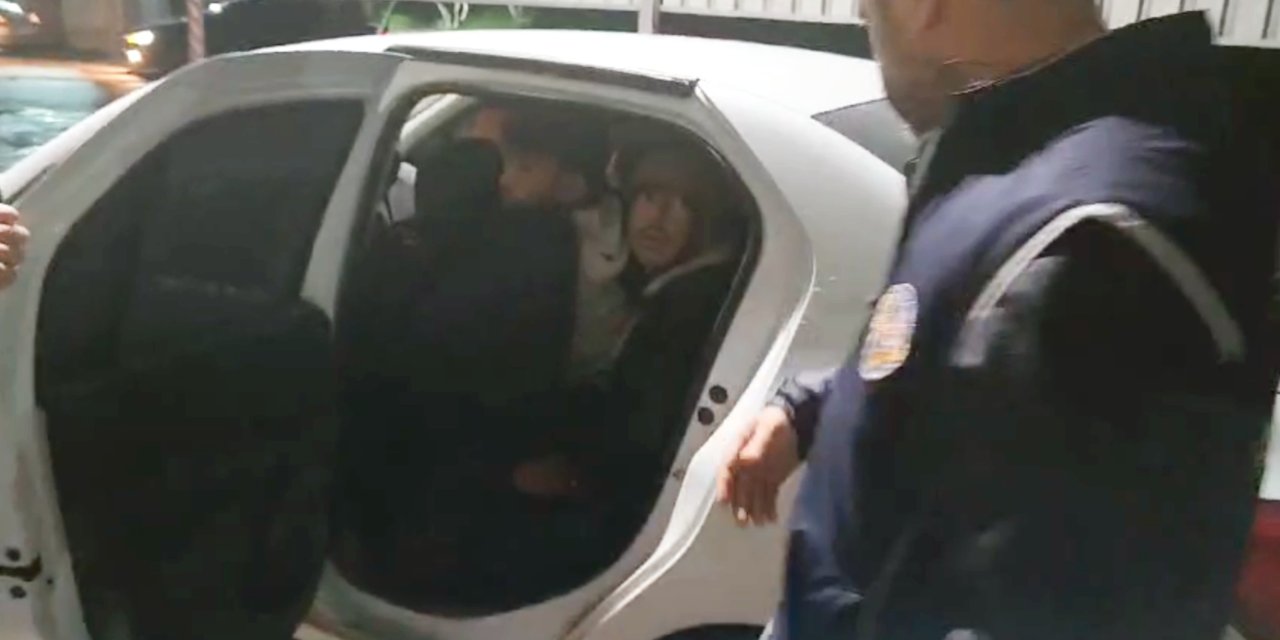 Uygulamada Durdurulan Otomobilden 6 Kaçak Göçmen Çıktı