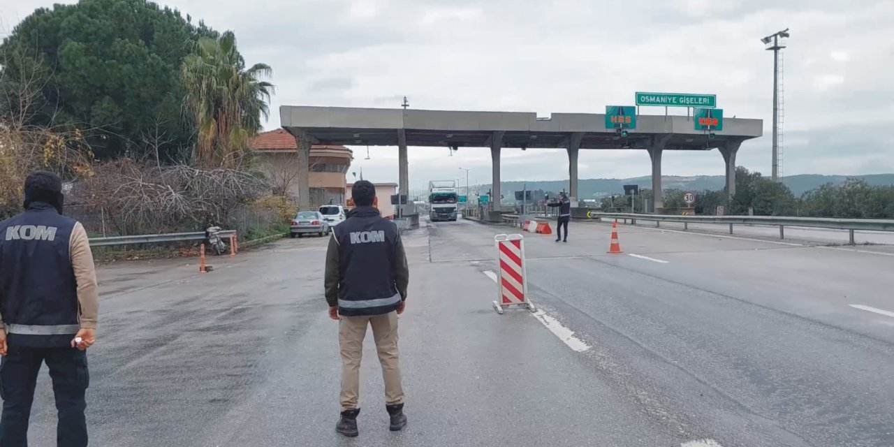 Osmaniye'de 1,5 Milyon Lira Değerinde Kaçak Elektronik Sigara Ele Geçirildi