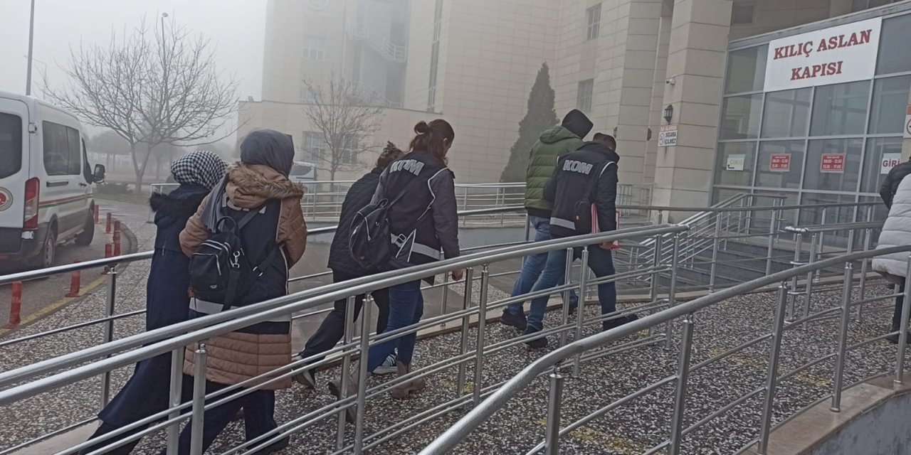 Bylock Kullanıcısı 3 Şüpheliye Gözaltı